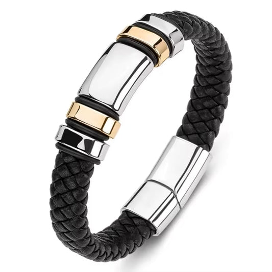 Classic multi-layered leather bracelet