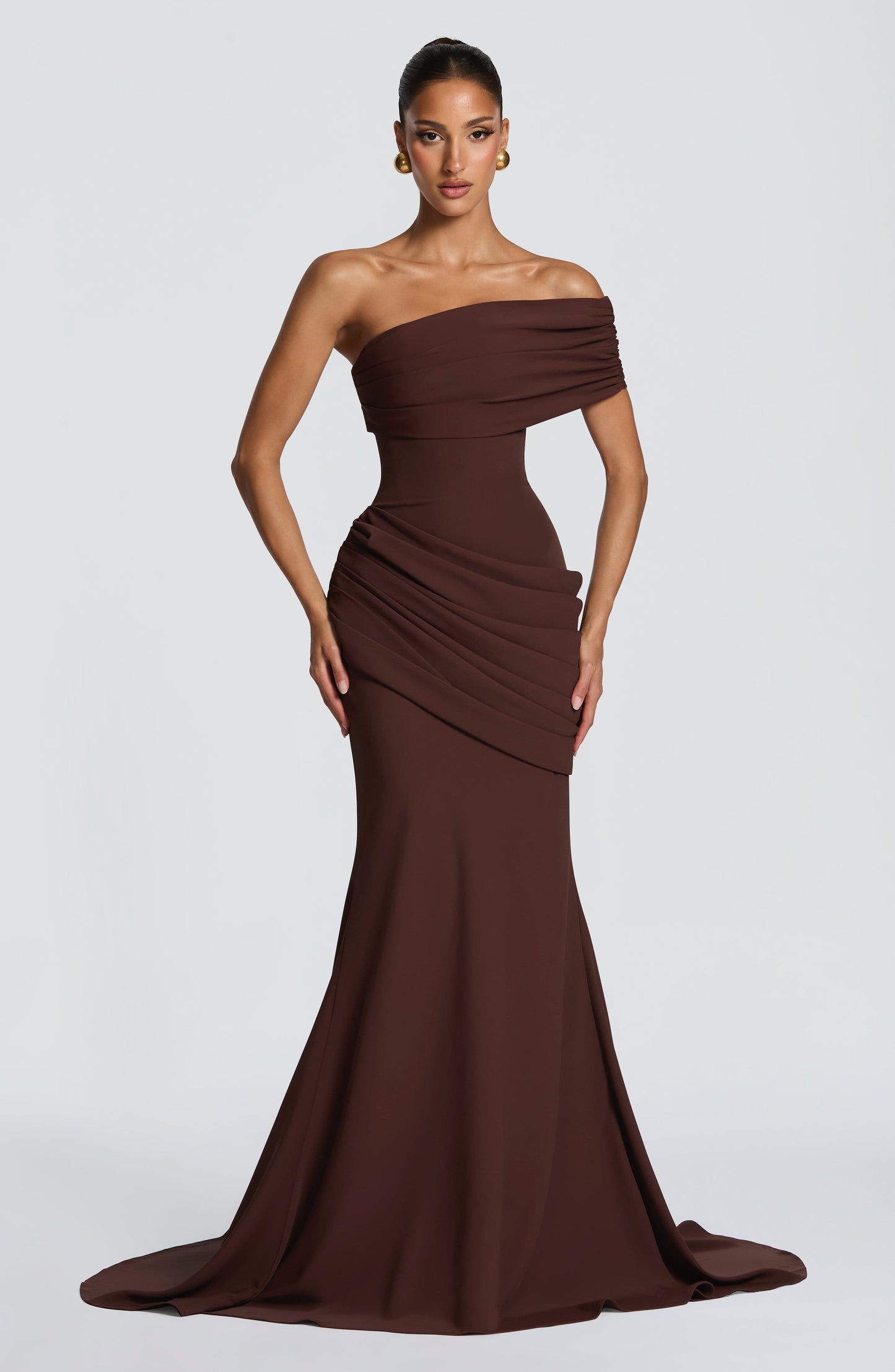 KASIA I Vestido de capa caída