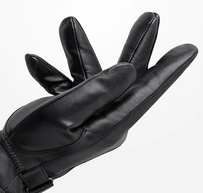 Elegant leather gloves