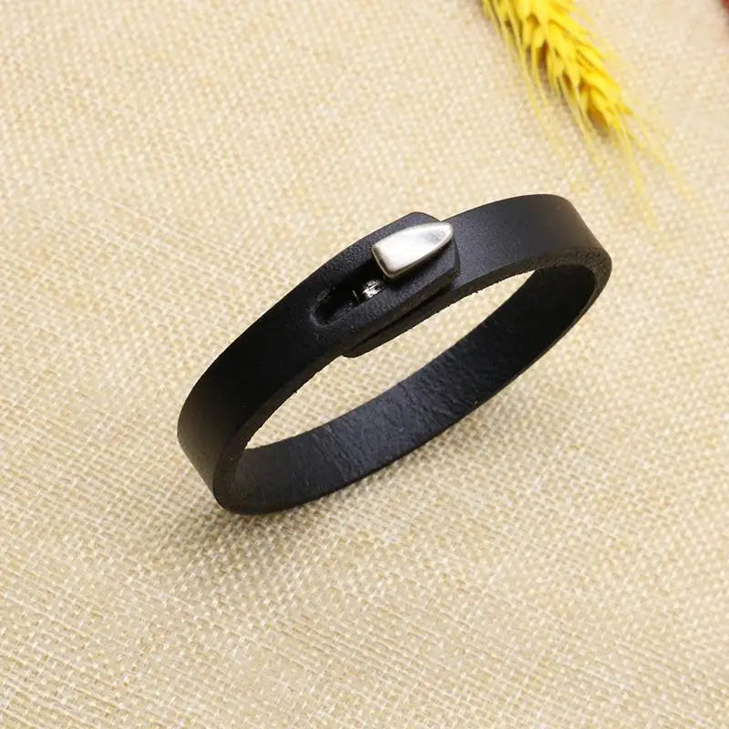 Men's leather bracelet
