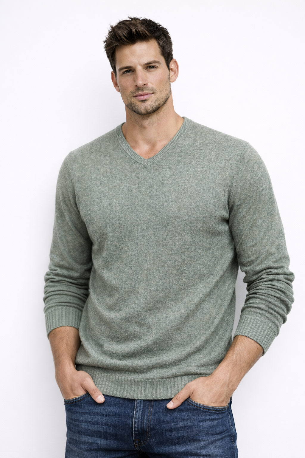 NEOX I Elegante maglione di cashmere con scollo a V